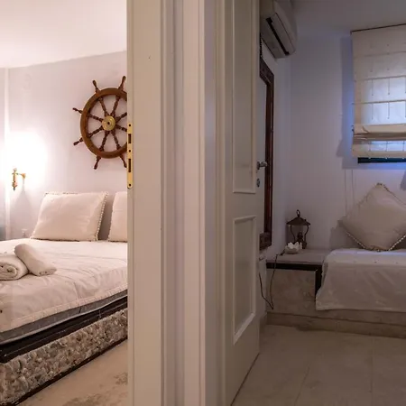 Azalea - Beachfront, 4bdrms, 4 Baths, View * Pefkochori
