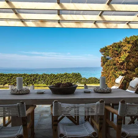 Villa Azalea - Beachfront, 4bdrms, 4 Baths, View Pefkochori